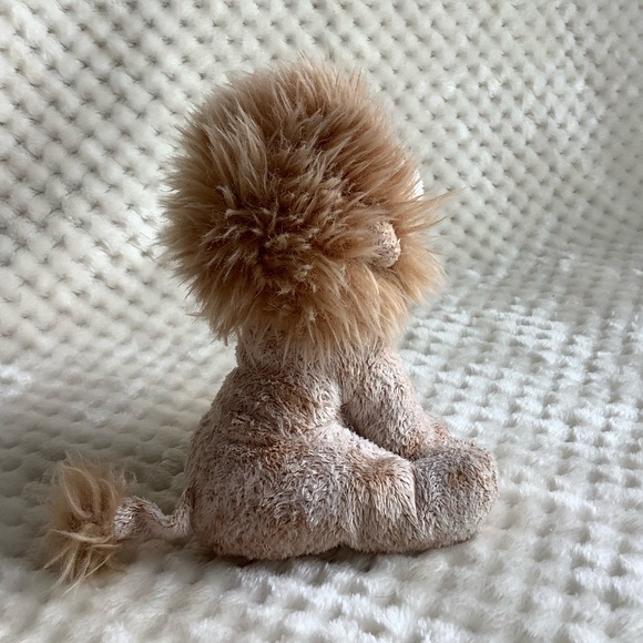 Unbranded Adorable Plush Lion Stuffed Animal Toy 🦁 - Picture 5 of 13